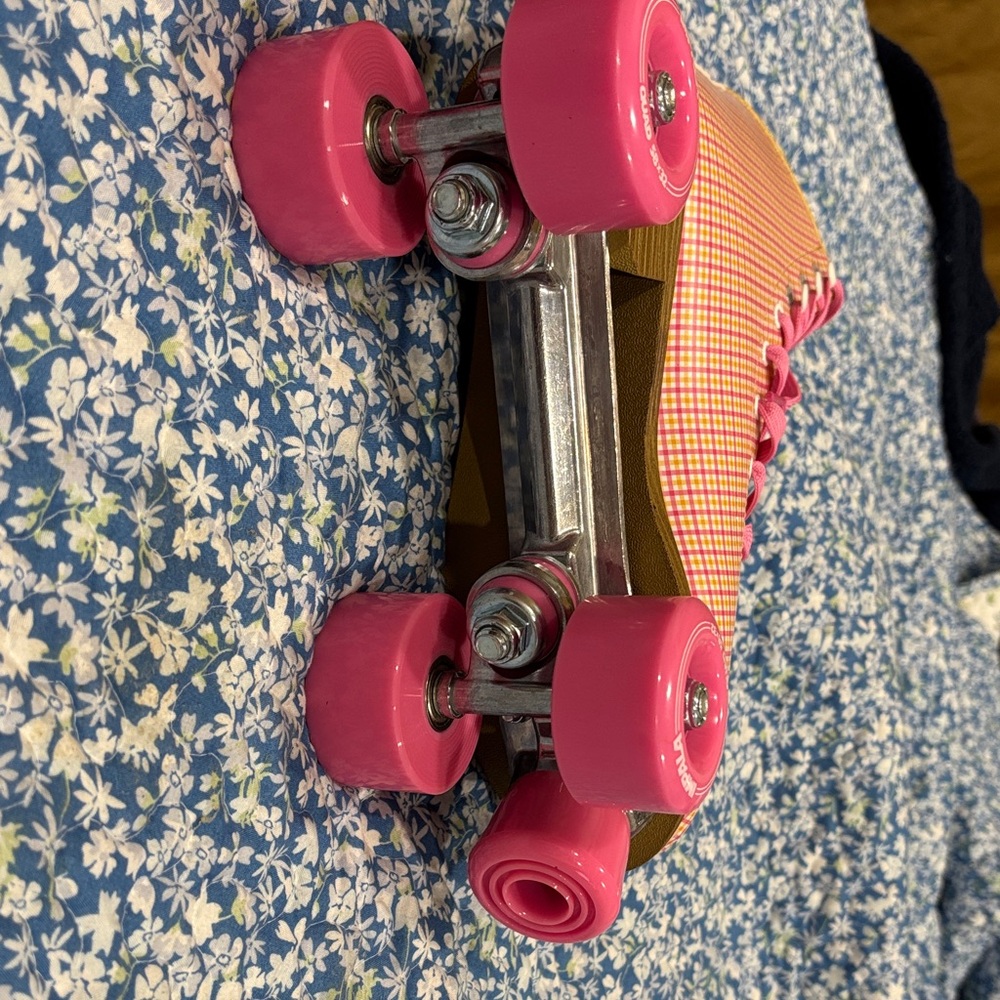 Impala Pink Plaid Women's Roller Skates - Picture 7 of 7